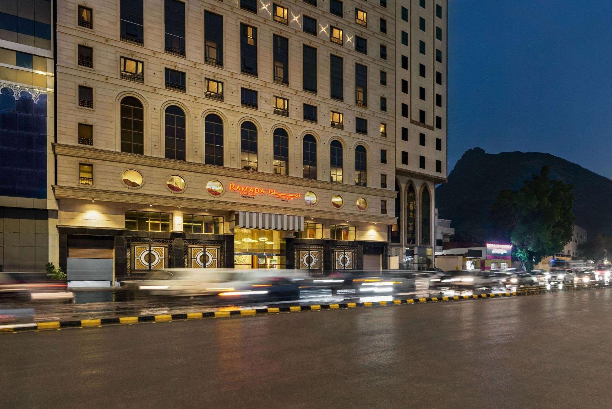 Ramada By Wyndham Makkah Zad Al Rawda Mecca Exterior foto