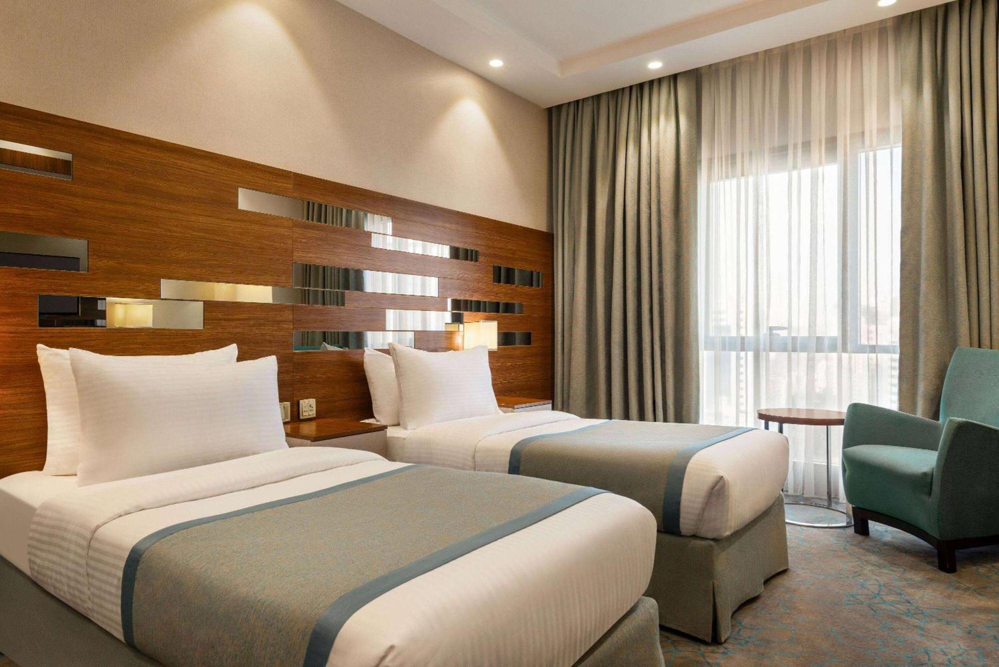 Ramada By Wyndham Makkah Zad Al Rawda Mecca Exterior foto